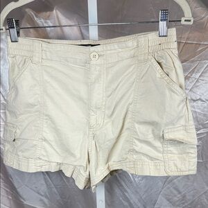 Hollister Women's Tan Cargo Shorts